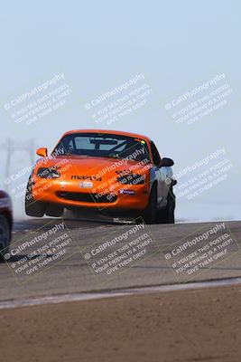 media/Oct-26-2025-CalClub SCCA (Sun) [[8ce1e69566]]/Group 5/Grapevine/